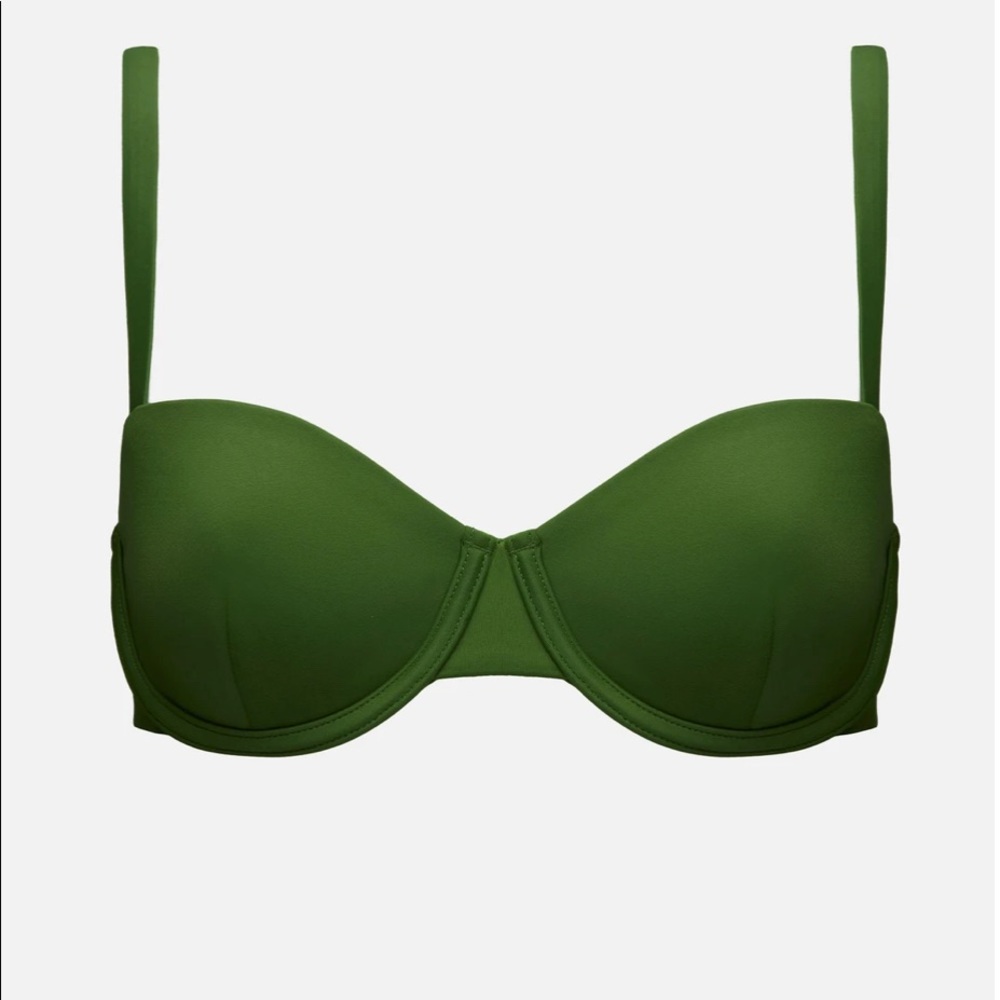 Cuup Bikini Swim Balconette Top in color Seaweed. Size 5 / 32D. Never worn, NWT
